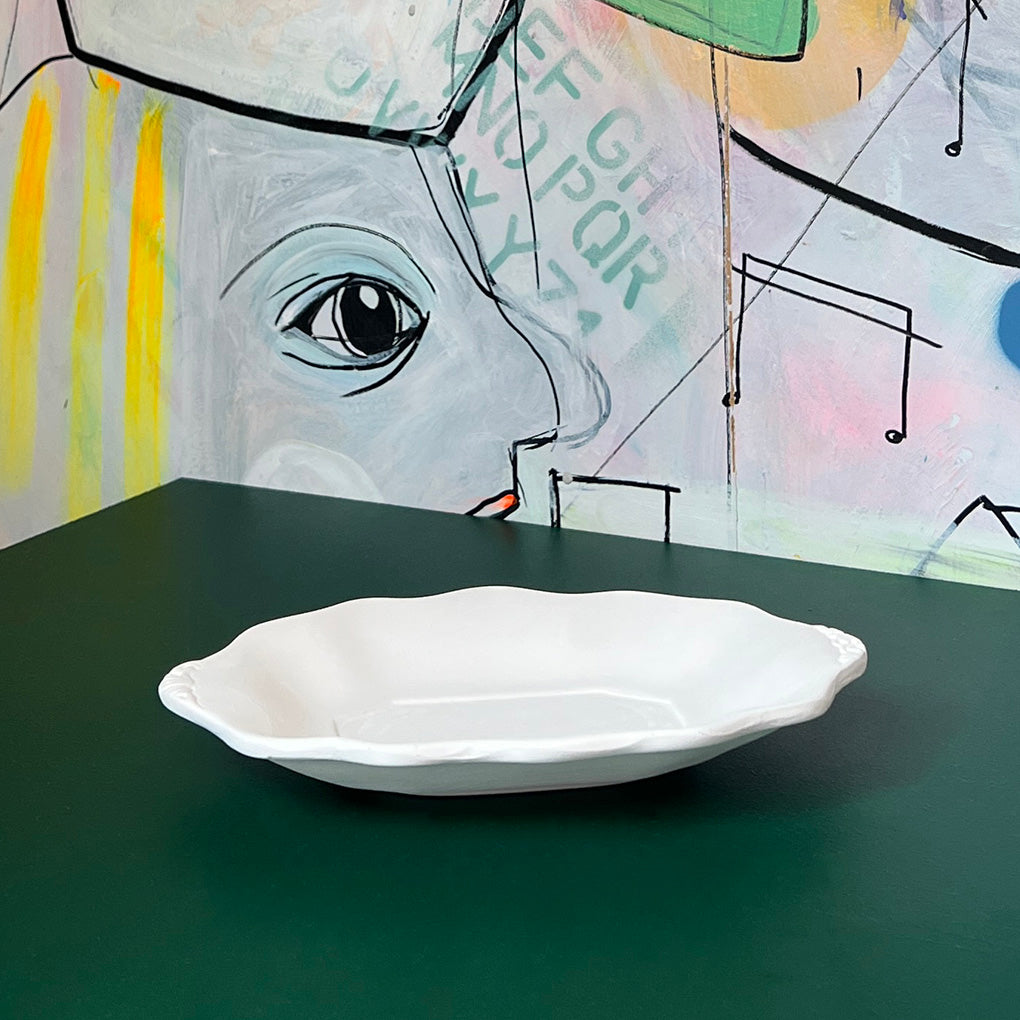 Konfektfad i hvid keramik