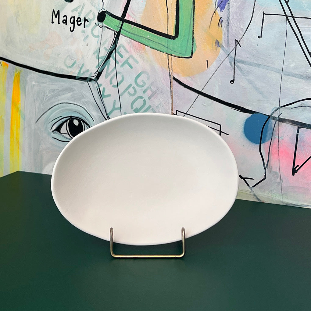 Organisk oval skål i hvid keramik