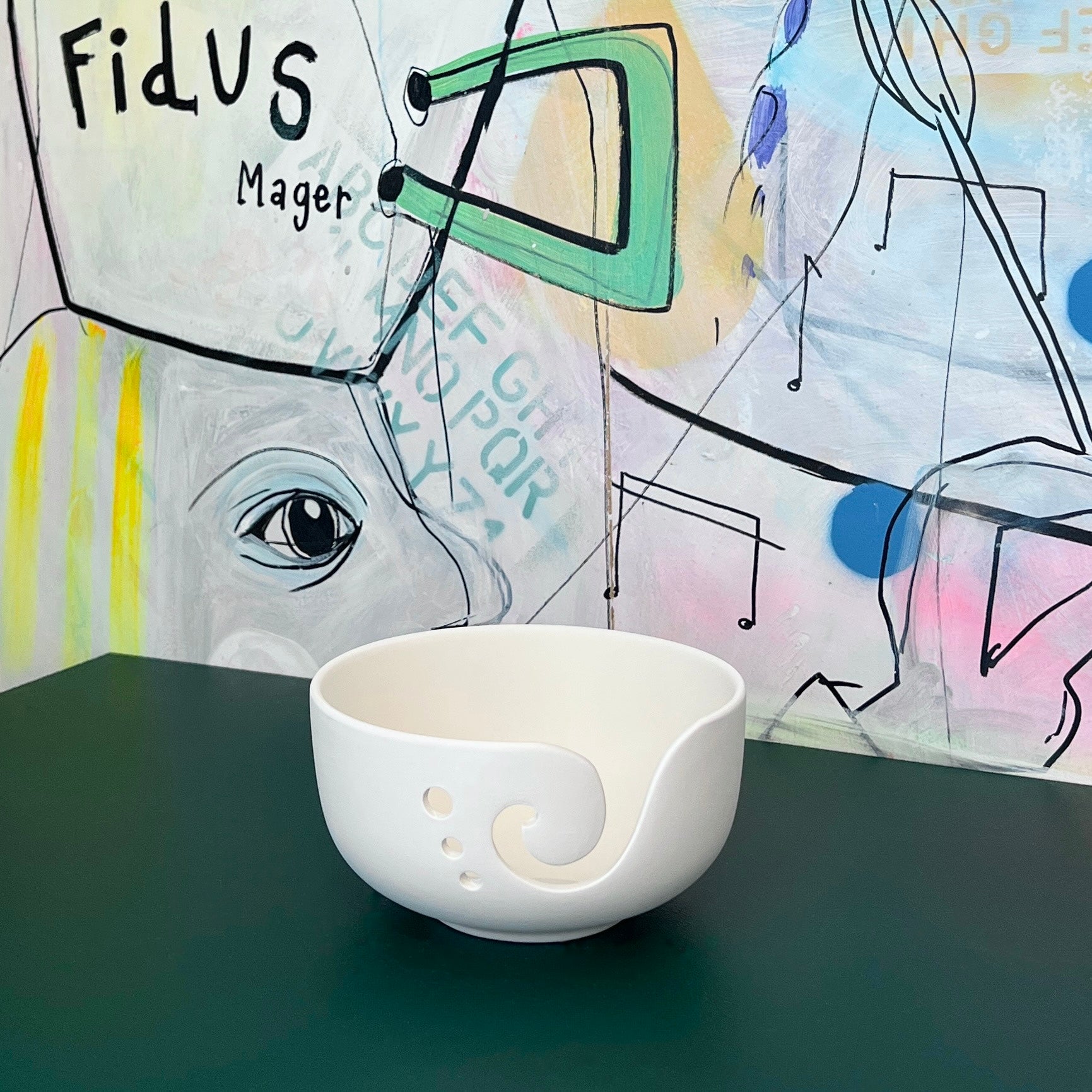 Garnskål i hvid keramik